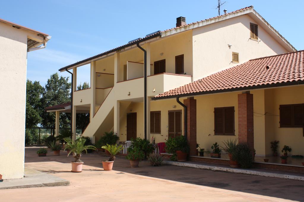 Agriturismo La Fata โกรเซตโต ภายนอก รูปภาพ